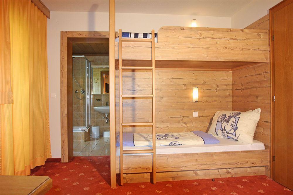 Family Apart Stubai Fulpmes Exterior photo